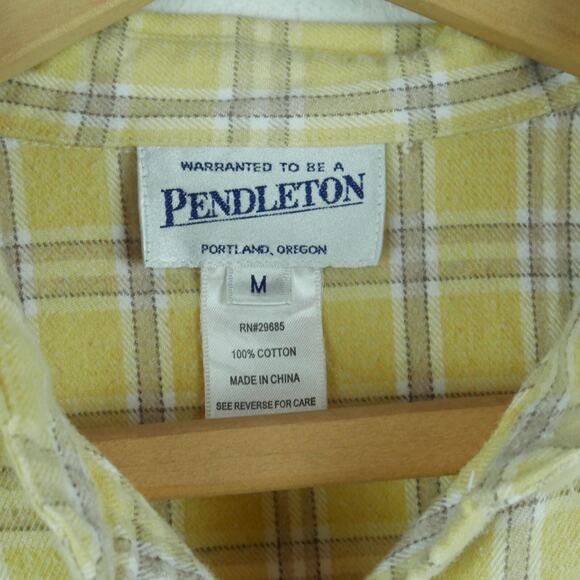 Pendleton Women's Medium Button Up Shirt Butter Yellow Plaid Preppy Classic - Picture 2 of 8